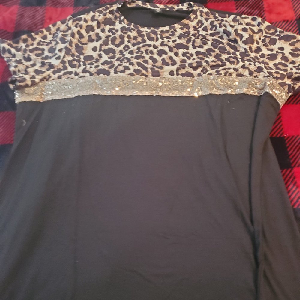 Cheetah with gold sequins,  new